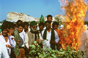 The Karnataka State Farmers' Movement (KRRS), "Cremate Monsanto" campaign. Karnataka, India, 1998. Image: http://www.weareeverywhere.org