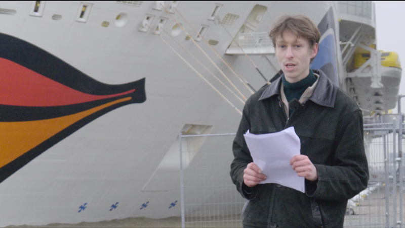 File:Me presenting 'complicated' histories and facts in front of the AIda Nova cruise.png